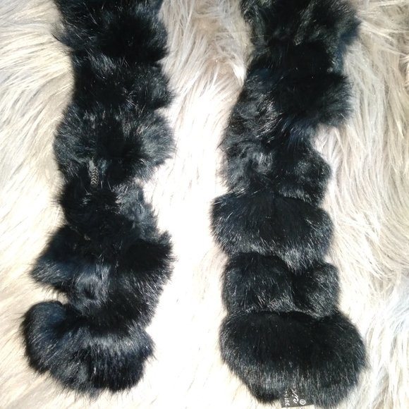 rabbit fur pom pom scarves - Picture 8 of 11